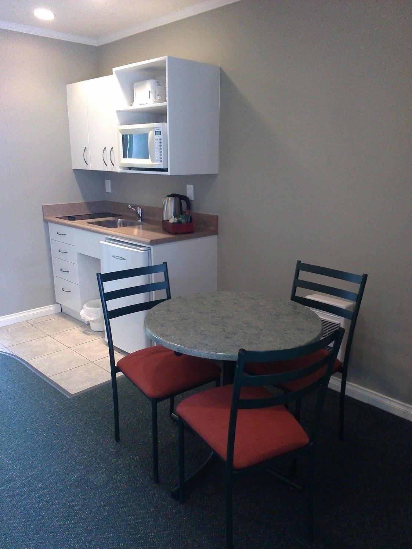 Cornwall Motor Lodge Palmerston North Esterno foto