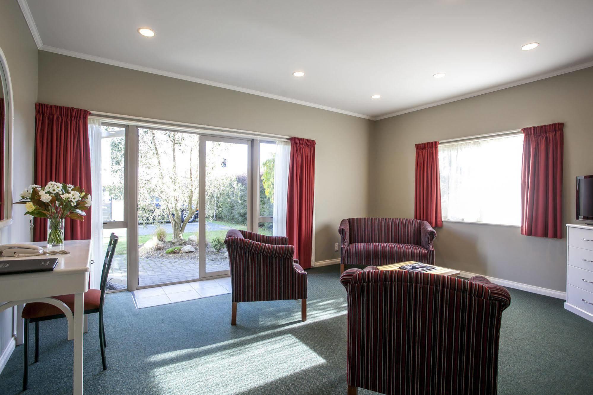 Cornwall Motor Lodge Palmerston North Esterno foto